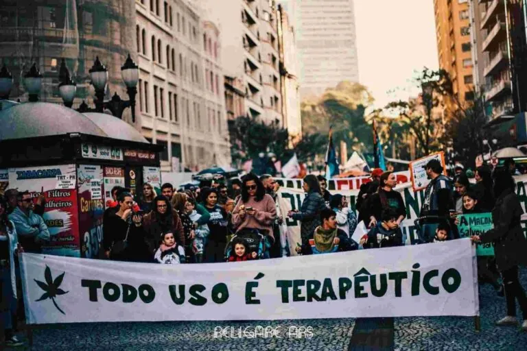 marcha da maconha curitiba